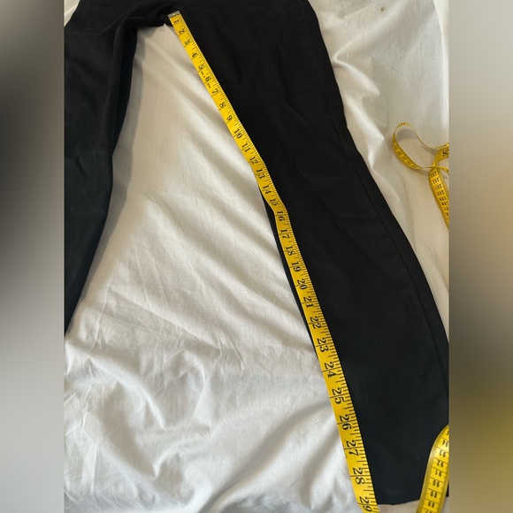 Good American The Good Legs Skinny Jeans - Picture 8 of 10